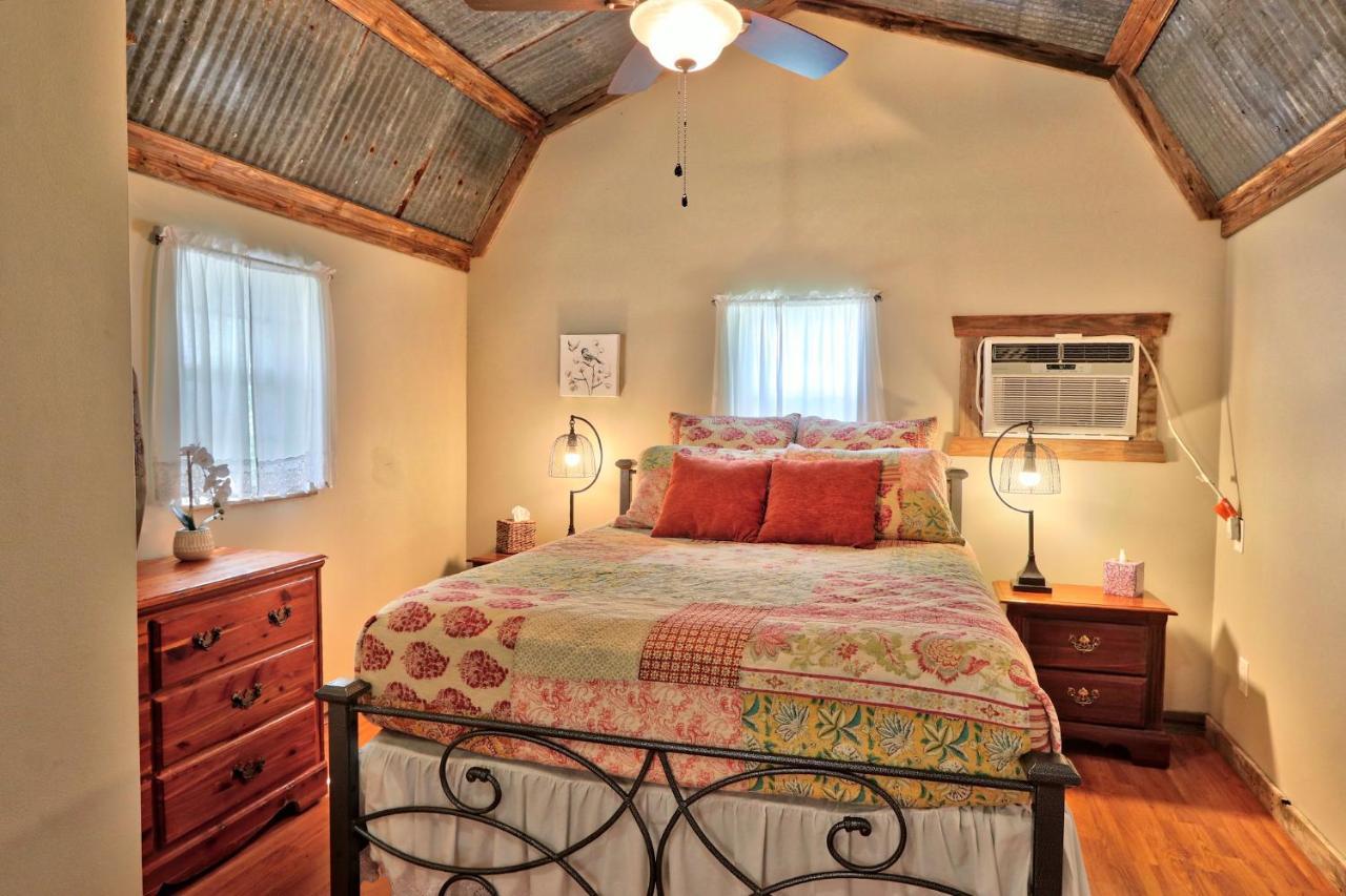 Sunflower Ridge Bungalow Wimberley Exteriör bild